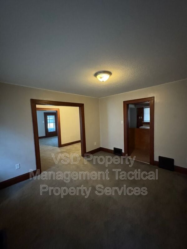 Building Photo - 2078-2018 18th St SW