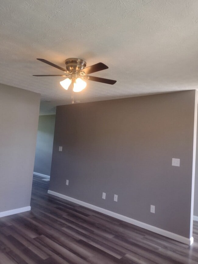 Building Photo - 296 Palmetto Loop