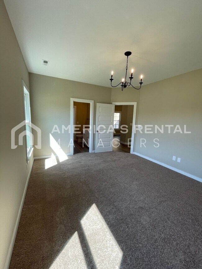 Building Photo - DEPOSIT PENDING! Home for Rent in Union Grove, AL!!! Available to View Now!!!