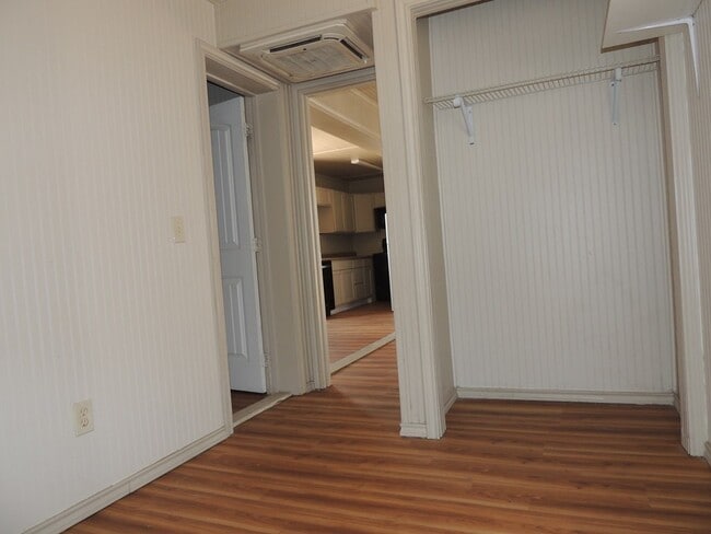 Building Photo - 4403 S Faye Ave
