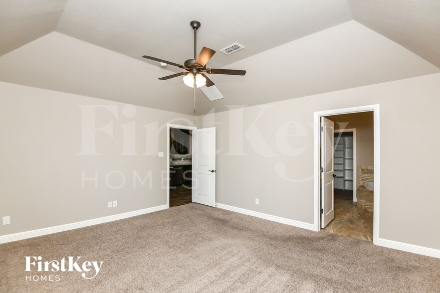 Building Photo - 208 McKittrick Ln