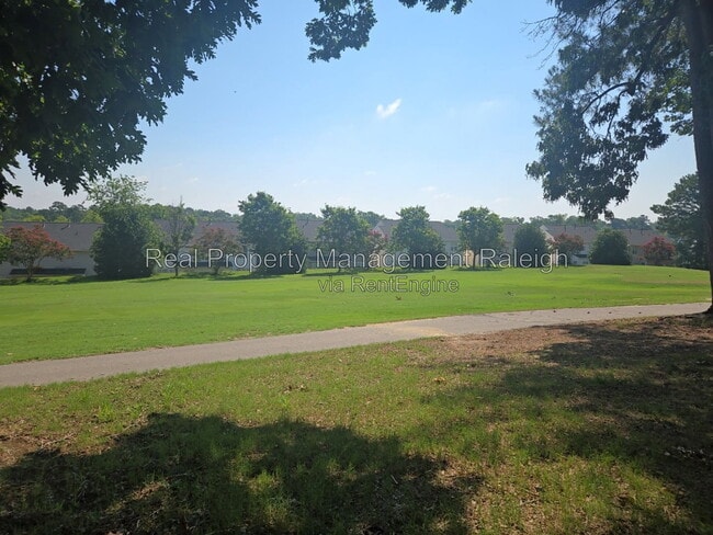 Building Photo - 2152 Castle Pines Dr