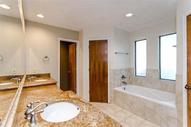 Building Photo - 5602 Kingstree Ct