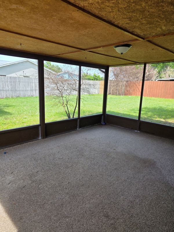 Building Photo - 2910 Zephyr Ln