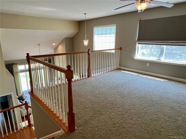 Building Photo - 41 High Ridge Ln