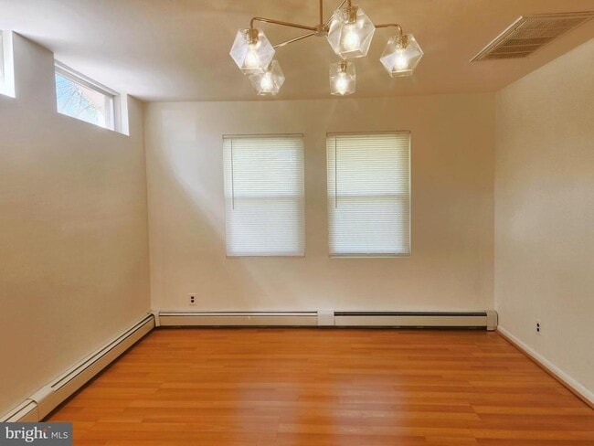 Building Photo - 5419 Sargent Rd