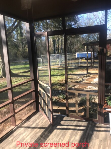 Building Photo - 4412 Mellowood Cir