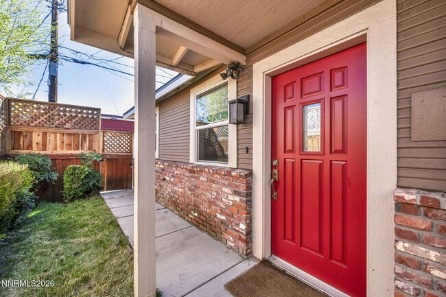 Building Photo - 58 Caliente St