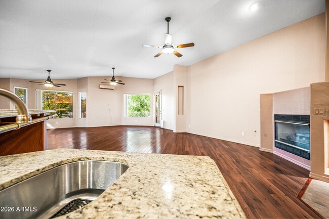 Building Photo - 6620 Front Nine Dr