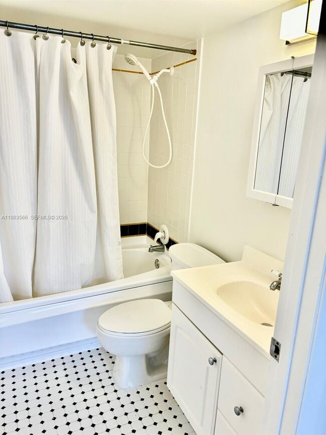 Building Photo - 1617 Jefferson Ave