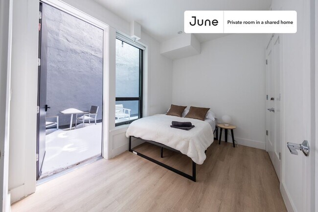 Building Photo - 2147 P St NW