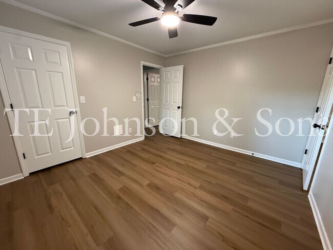 Building Photo - 259 Olde Vineyard Ct