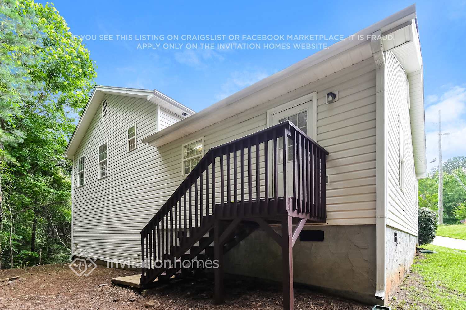 Building Photo - 240 Brookside Dr