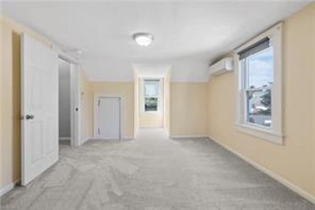 Building Photo - Check out this beautiful Cape Cod in the heart of Bayview!