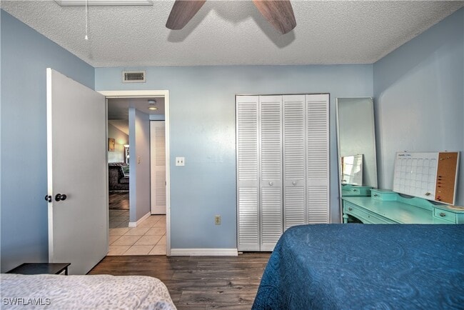 Building Photo - 15410 River Vista Dr