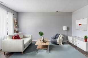 Building Photo - Lauradale