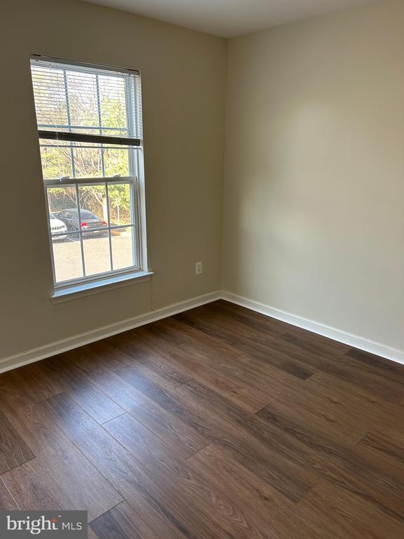 Building Photo - 21076 Bitterroot Terrace