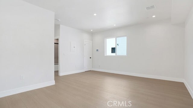 Building Photo - 1213 N Kingsley Dr
