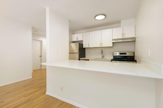 Interior Photo - Century Terrace