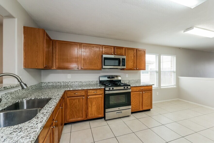 Building Photo - 4931 Winding View Ln