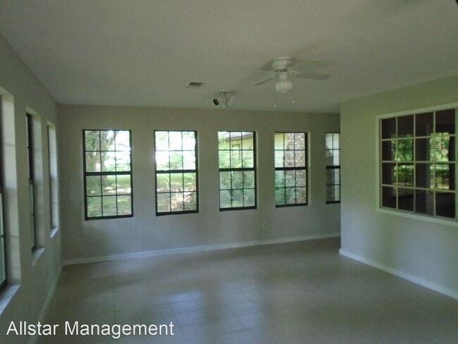 Building Photo - 4 br, 2 bath House - 4241 Faye Drive
