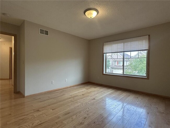 Building Photo - 5522 100th Ln