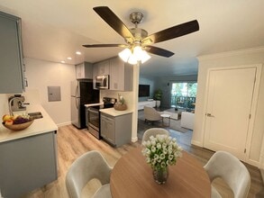 Building Photo - 9612 Lucerne Ave