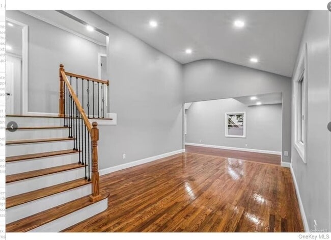 Building Photo - 92 Ruland Rd N