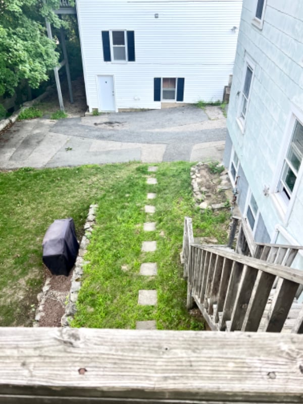 Building Photo - 143 Main St