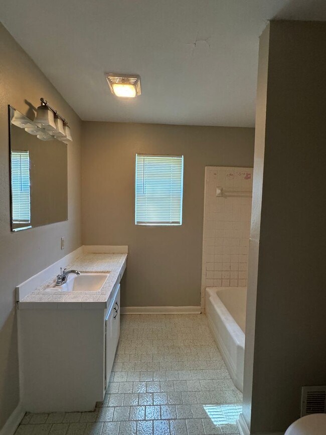 Building Photo - Rental Property in Bossier City