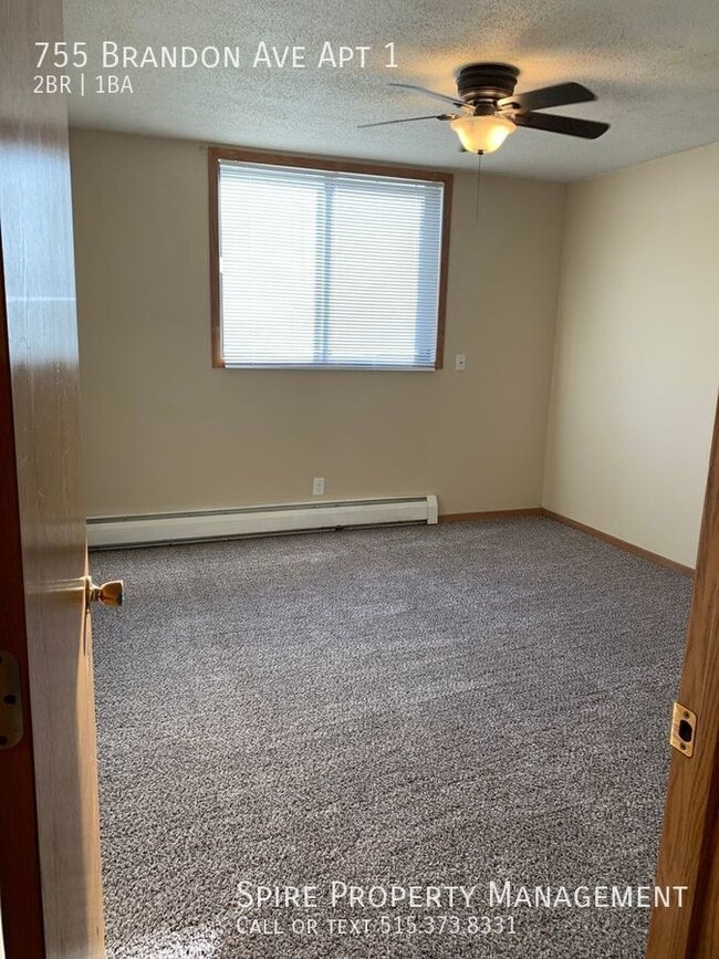 Building Photo - Hiawatha 2 bedroom 1 bath