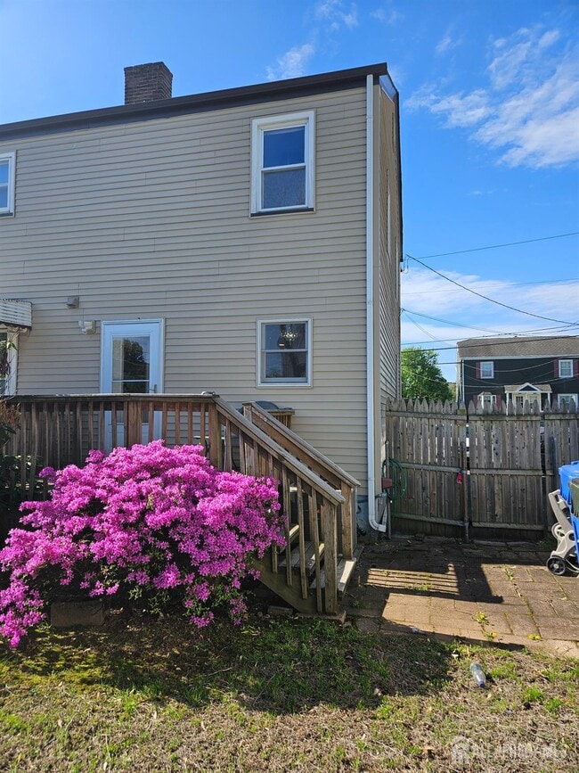 Building Photo - 48 Martin Terrace