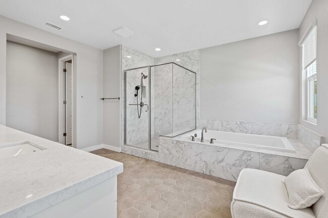 Building Photo - COMING SOON! Skyline Community 4 Bedroom H...