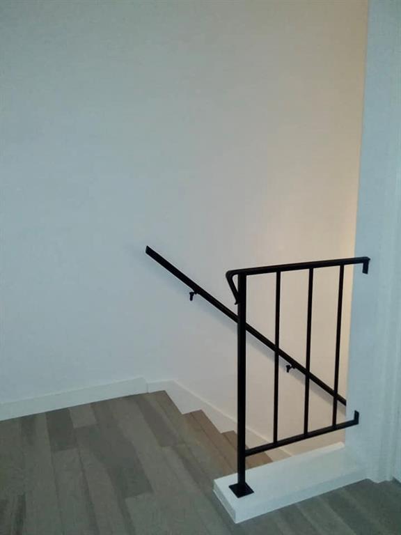 Building Photo - 824 Banister Ln