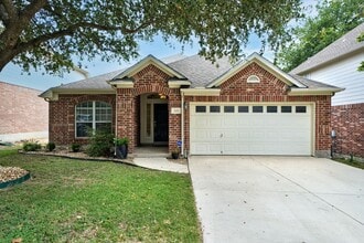 Building Photo - Stunning Home in the Highly Sought-After ...