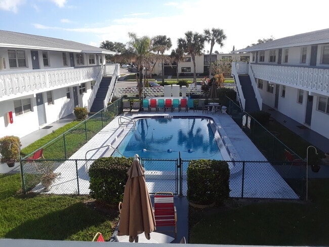Primary Photo - 8521 Canaveral Blvd