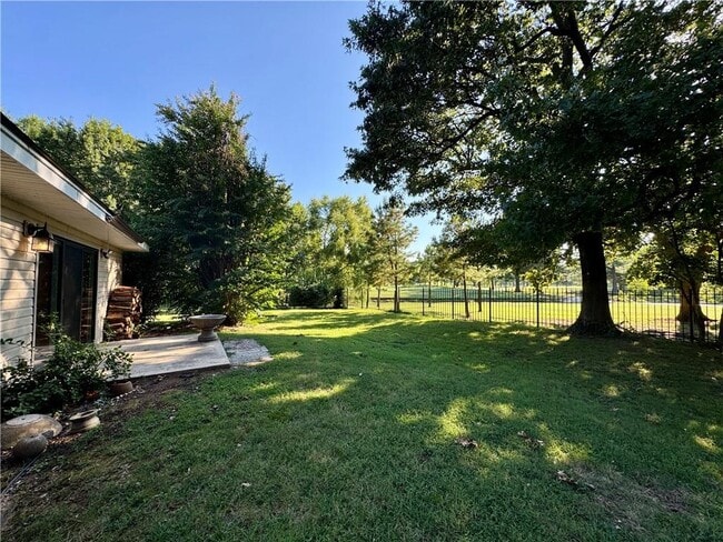Building Photo - 2722 Coy Kaylor Dr