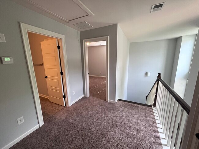 Building Photo - 2491 Mimms Ln