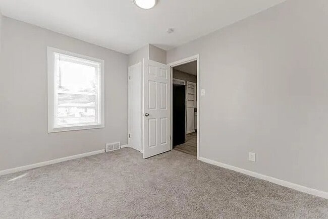 Building Photo - 6818 Eisele St