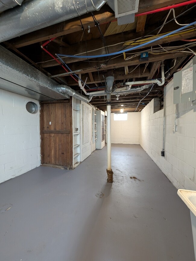 Building Photo - 20242 Ward Ave