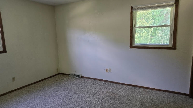 Building Photo - 16830 Dane Ct W