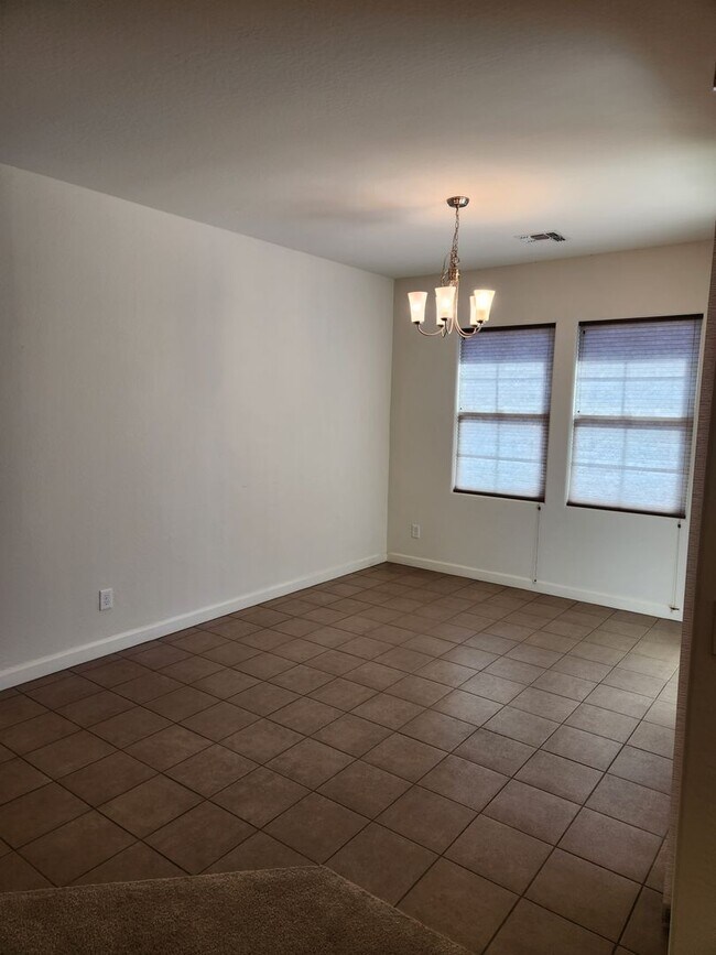 Building Photo - 3bd 2 ba Home in Balboa Way Chandler