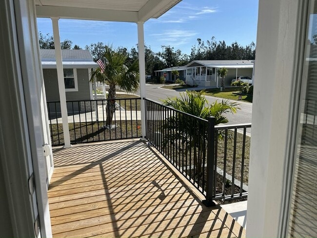 Building Photo - 1662 Coralwood Ln