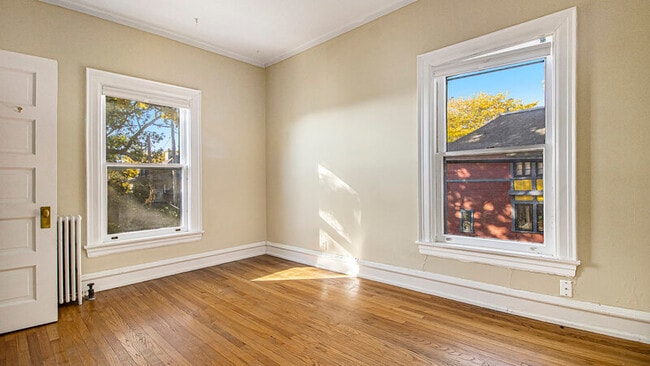 Building Photo - 441 Madison Ave SE