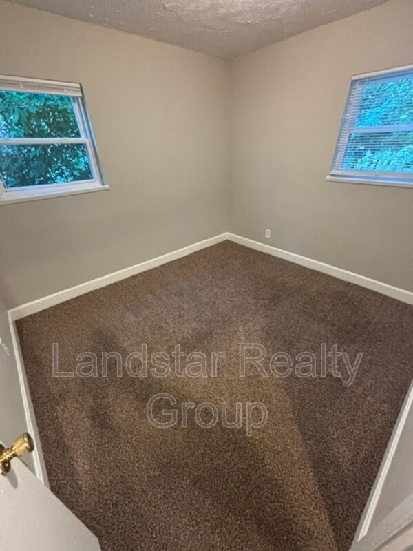 Building Photo - 4721 Granada Dr