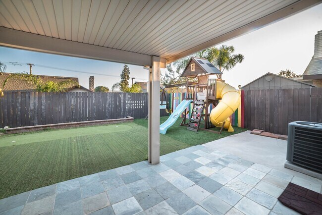 Building Photo - Your Perfect Single-Story Rancho Cucamonga...