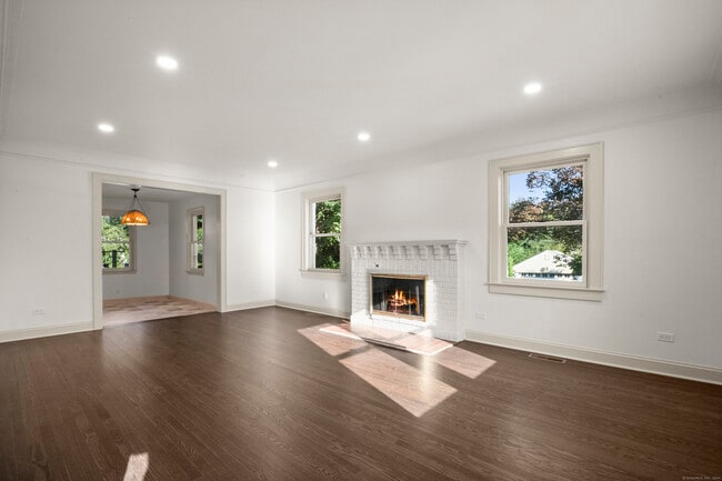 Building Photo - 109 Byram Rd