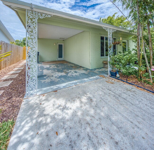 Building Photo - 1612 N Ocean Breeze
