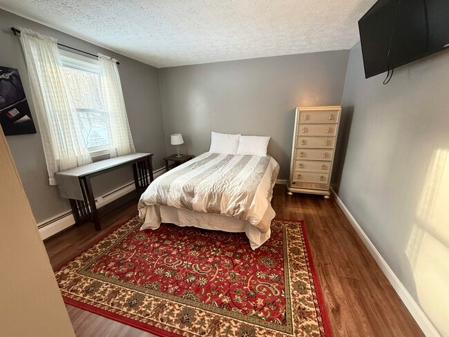 Building Photo - 53 Holmes Dr