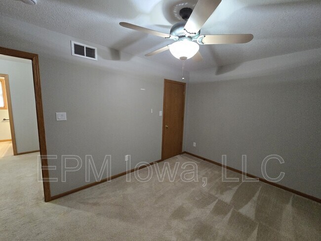 Building Photo - 4710 Donald Dr